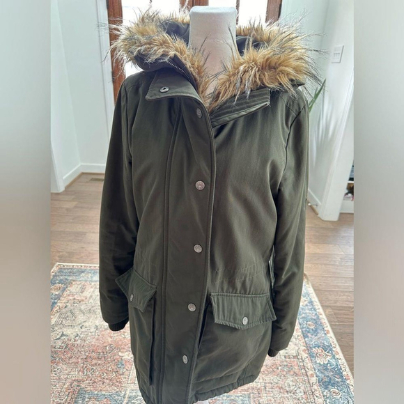 Levi’s Water Repellent Parka Jacket Faux Fur Trim Hood Small - Picture 3 of 11